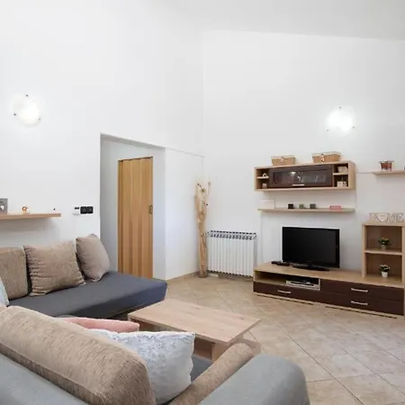 Appartement Apartment Ivan 2100