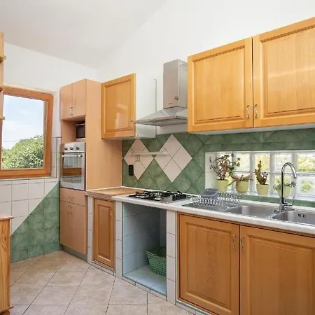 Apartment Ivan 2100 Šišan